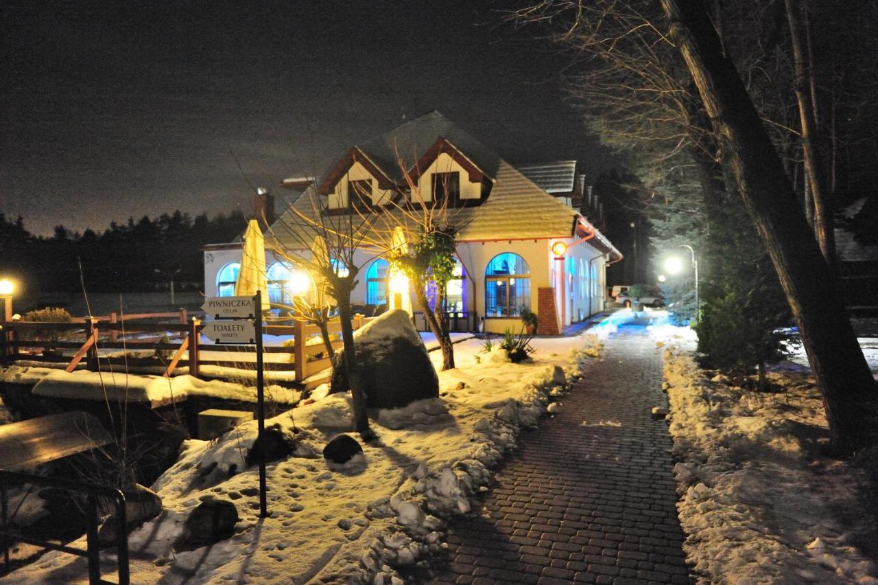 Malutkie Resort Radomsko Exterior photo