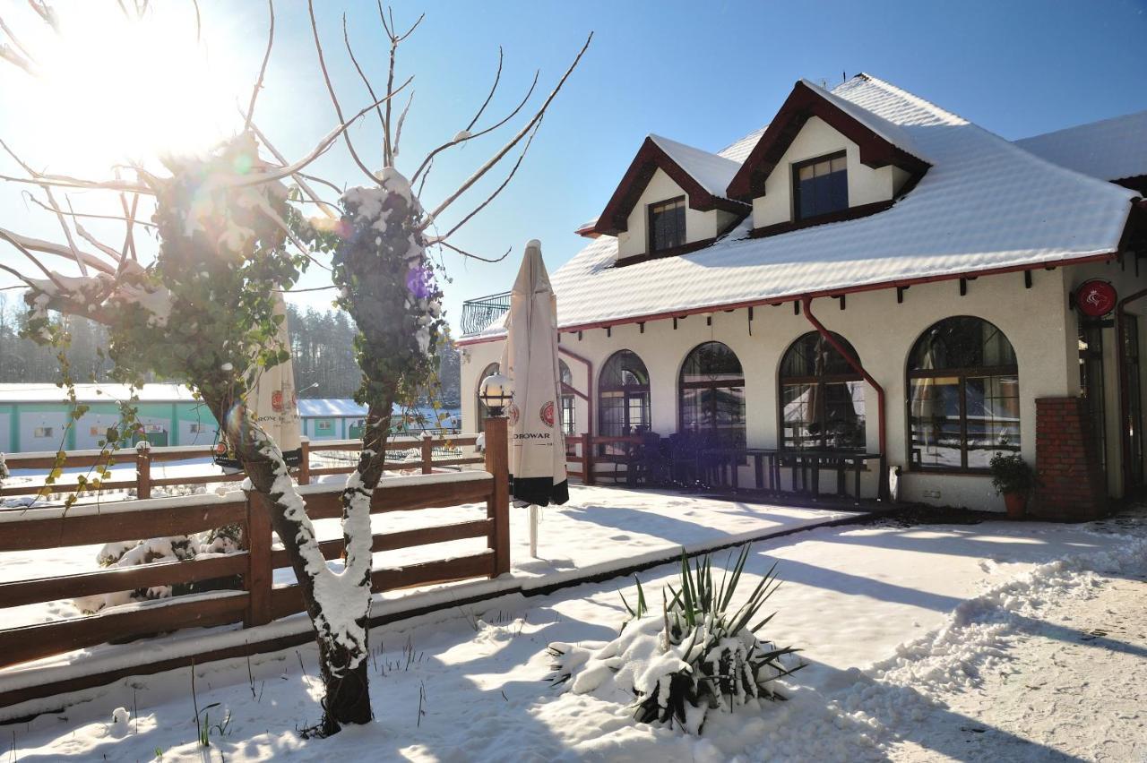 Malutkie Resort Radomsko Exterior photo