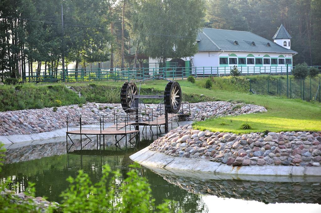 Malutkie Resort Radomsko Exterior photo